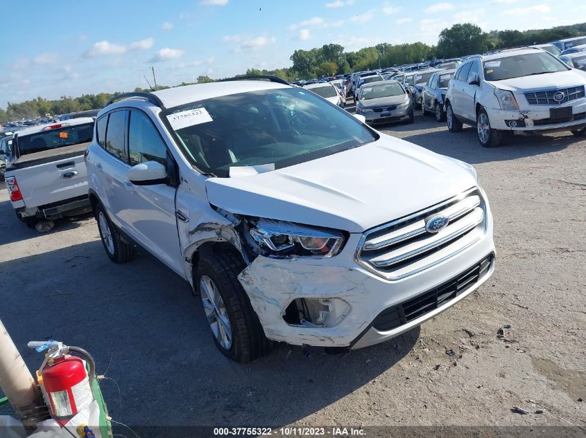 FORD-ESCAPE-1FMCU0HD6KUB01043