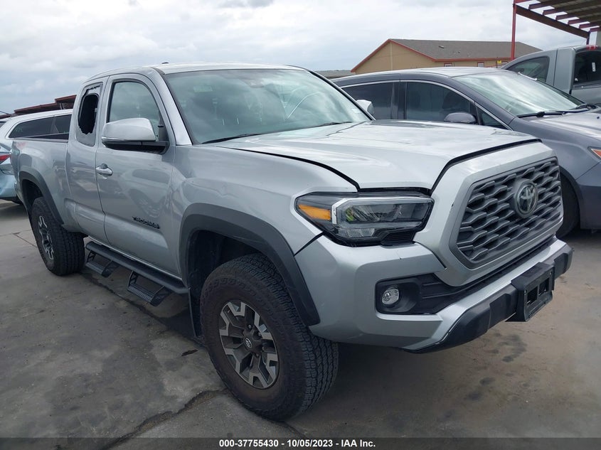 TOYOTA TACOMA 4WD SR/SR5/TRD SPORT 2023