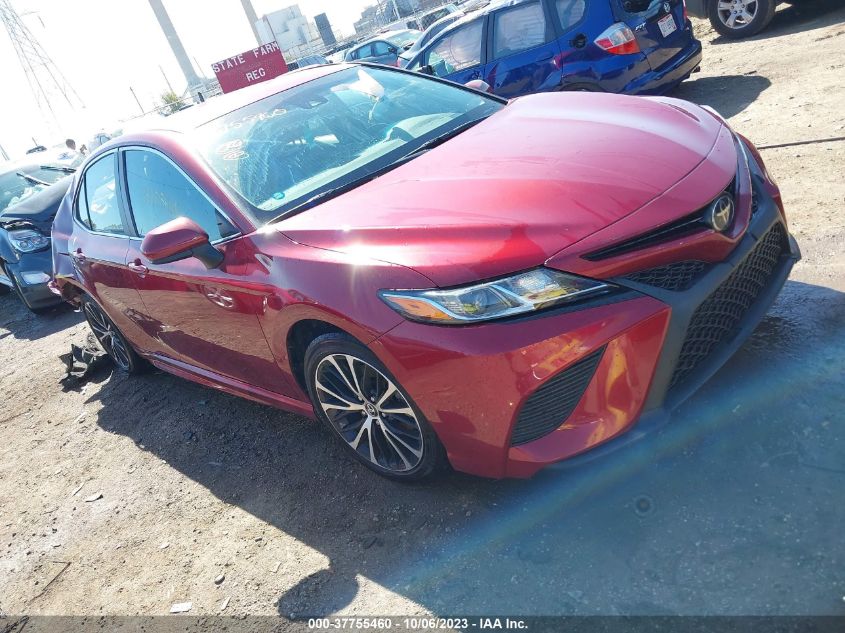 2018 TOYOTA CAMRY LE/SE/XLE/L - 4T1B11HK8JU565555