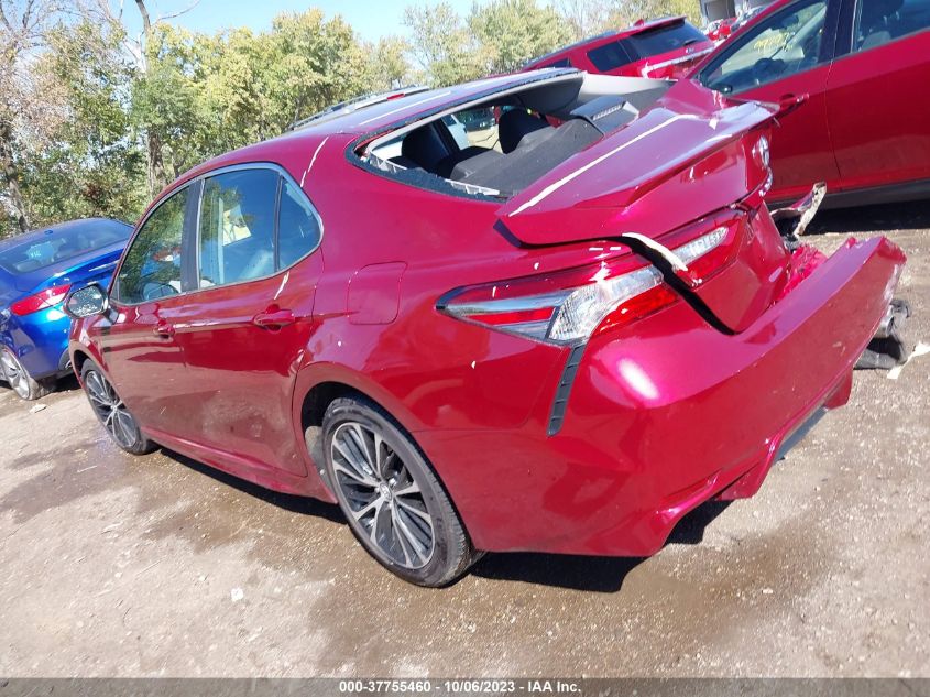 2018 TOYOTA CAMRY LE/SE/XLE/L - 4T1B11HK8JU565555