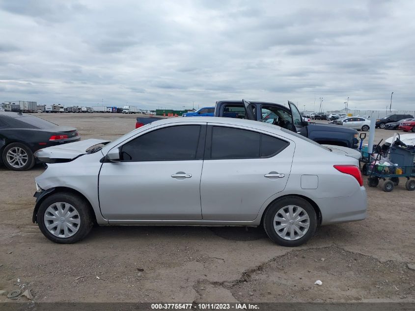 3N1CN7AP5KL862562 Nissan Versa Sedan SV 14