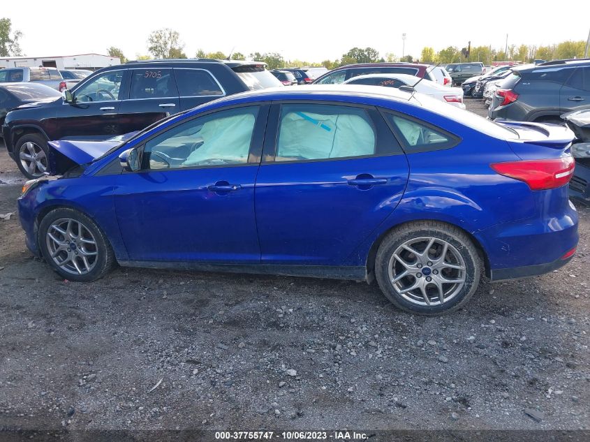 2015 FORD FOCUS SE - 1FADP3F25FL240178