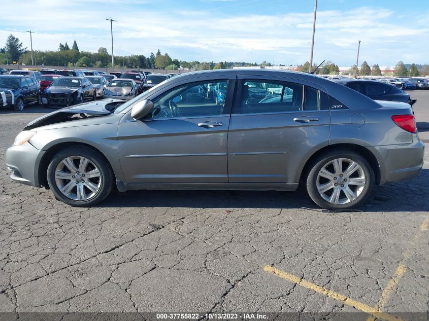 2013 CHRYSLER 200 TOURING - 1C3CCBBB6DN656019