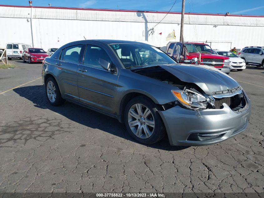 2013 CHRYSLER 200 TOURING - 1C3CCBBB6DN656019
