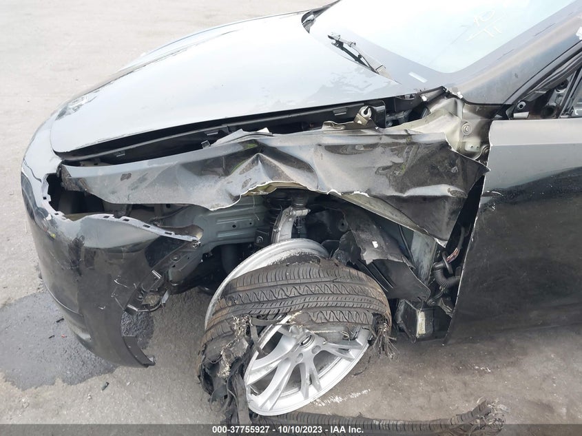 VIN 7SAYGDEE9PF813958 2023 TESLA MODEL Y