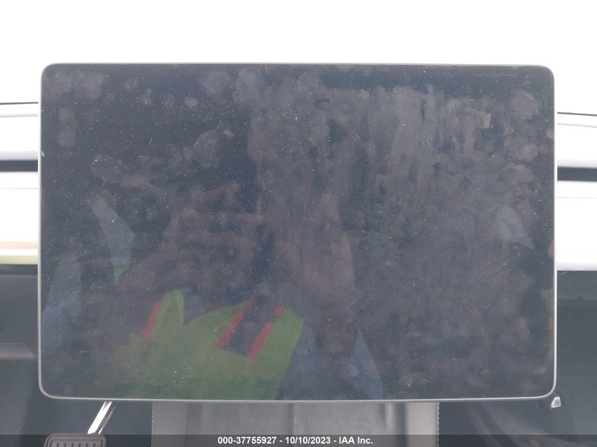 VIN 7SAYGDEE9PF813958 2023 TESLA MODEL Y