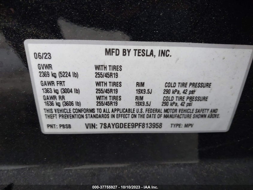 VIN 7SAYGDEE9PF813958 2023 TESLA MODEL Y