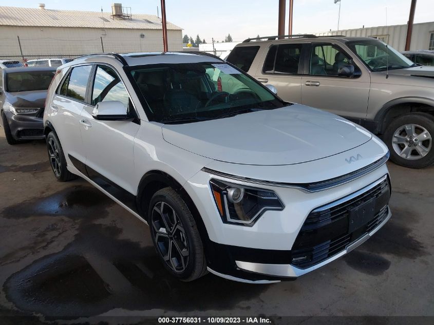 KNDCR3LE4P5031745 Kia Niro EX