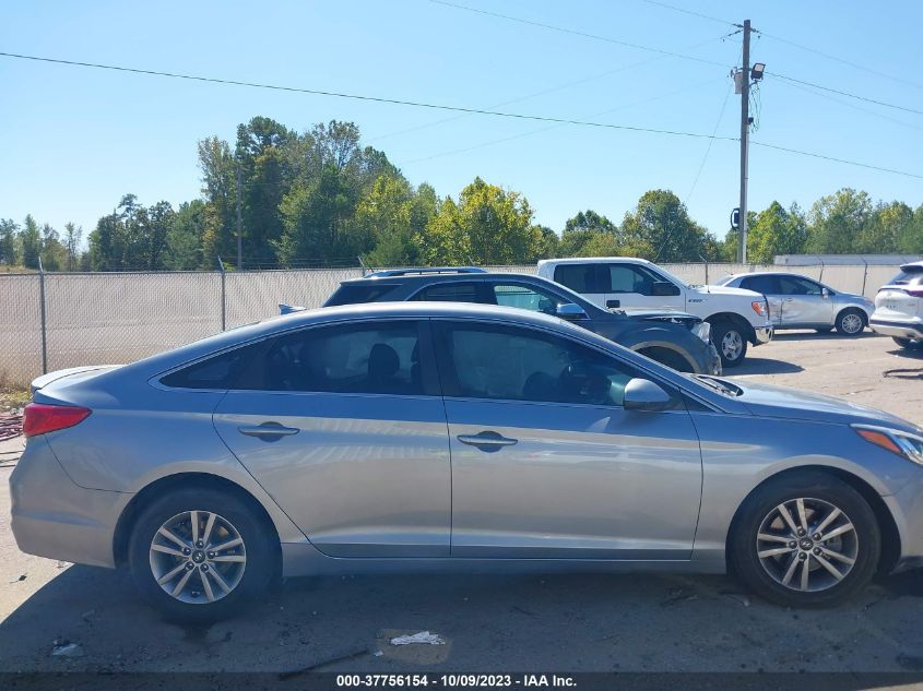 2016 HYUNDAI SONATA 2.4L SE - 5NPE24AF2GH370096