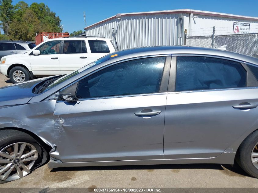 2016 HYUNDAI SONATA 2.4L SE - 5NPE24AF2GH370096