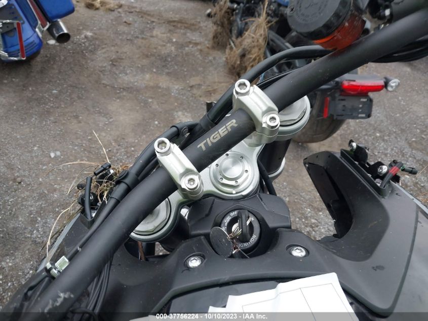 2023 TRIUMPH MOTORCYCLE TIGER 900 GT PRO SMTE64DF2PTBE9870