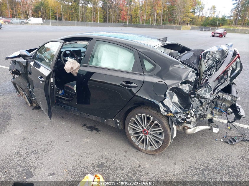 VIN 3KPF44AC7PE645387 2023 KIA FORTE GT