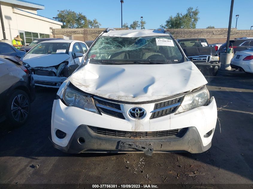 2015 TOYOTA RAV4 LE - JTMZFREV8FD056901