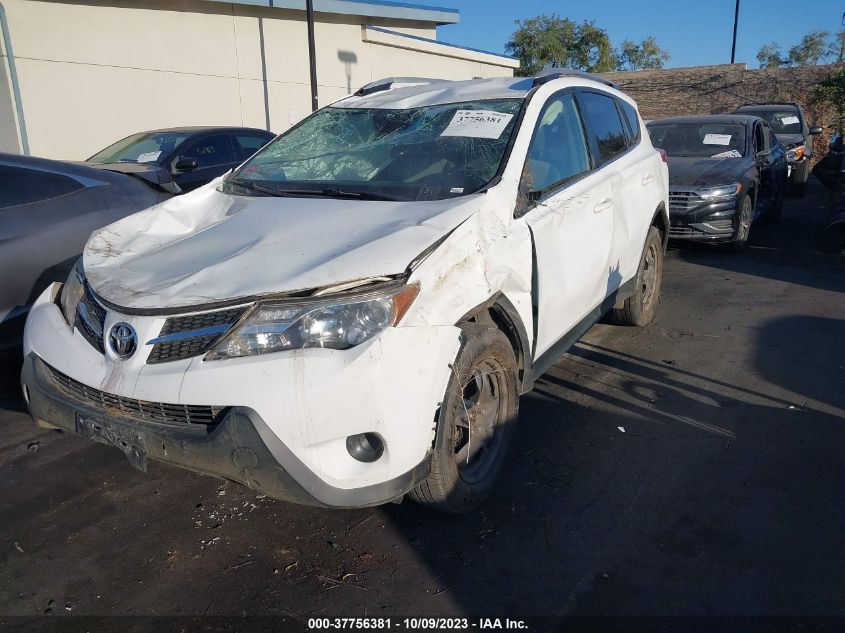 2015 TOYOTA RAV4 LE - JTMZFREV8FD056901