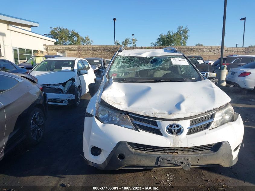 2015 TOYOTA RAV4 LE - JTMZFREV8FD056901