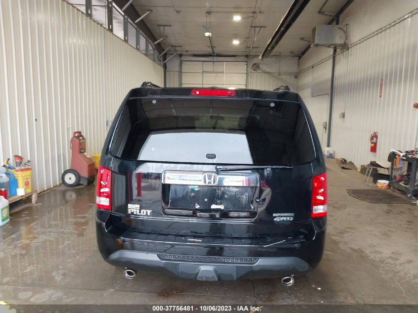 2015 HONDA PILOT SE - 5FNYF4H33FB028800