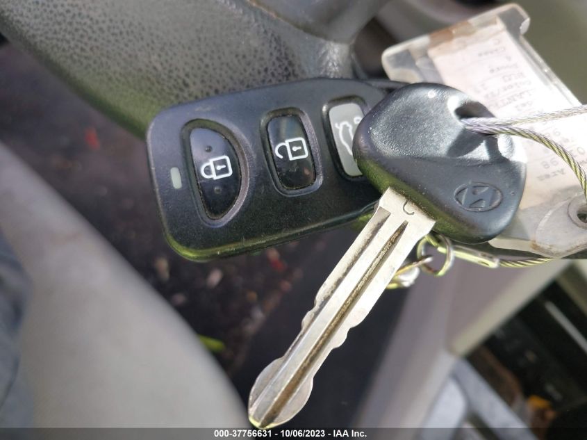 2017 HYUNDAI ELANTRA SE - 5NPD74LF2HH202048