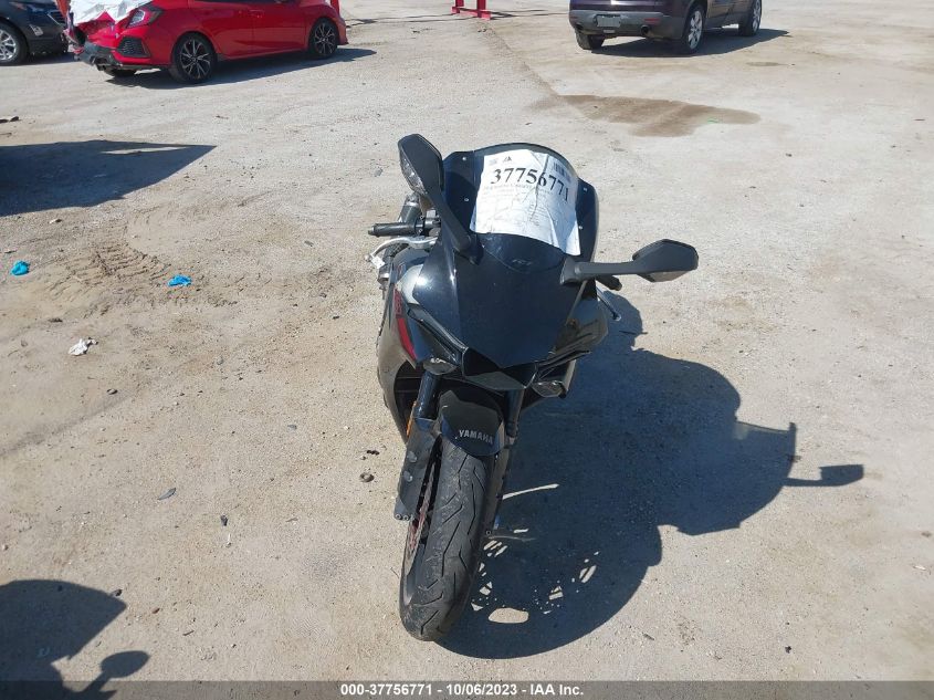 2015 YAMAHA YZFR1 JYARN39E7FA000679