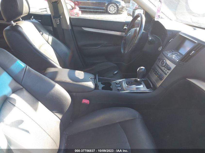 2015 INFINITI Q40 JN1CV6AR1FM651401