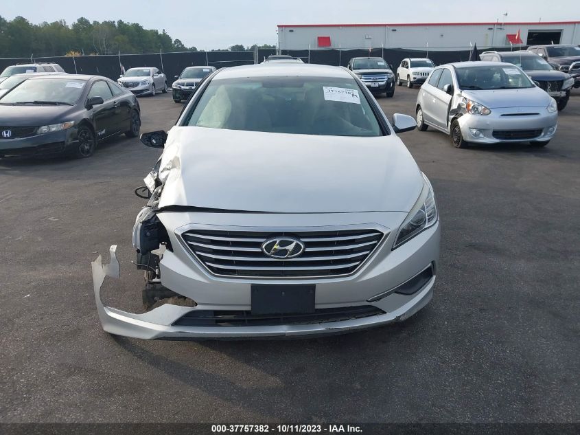 2016 HYUNDAI SONATA 2.4L SE - 5NPE24AF1GH294094