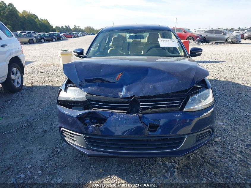 2014 VOLKSWAGEN JETTA SEDAN SE - 3VWD17AJ6EM363192