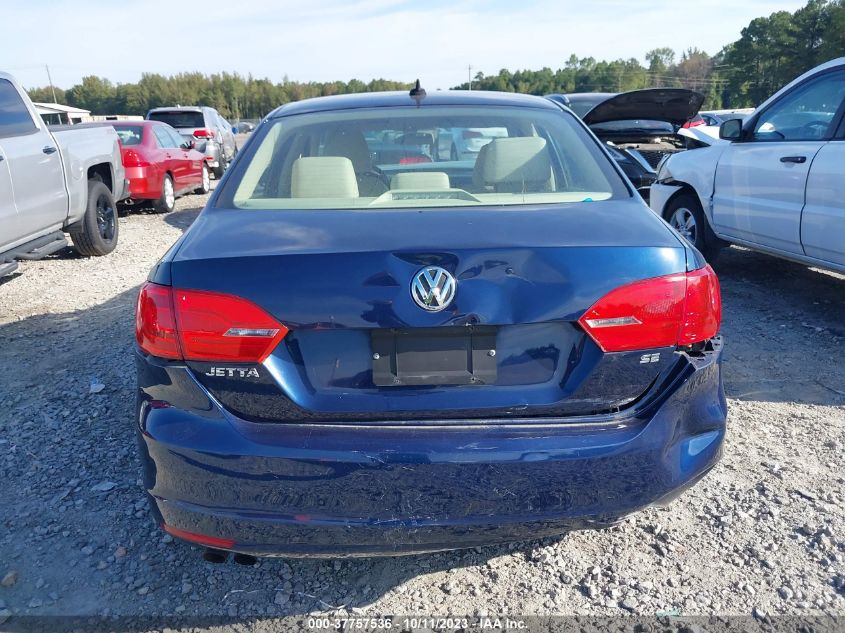 2014 VOLKSWAGEN JETTA SEDAN SE - 3VWD17AJ6EM363192