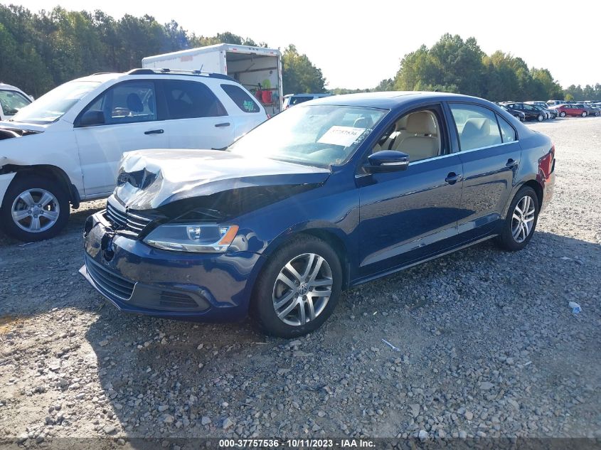 2014 VOLKSWAGEN JETTA SEDAN SE - 3VWD17AJ6EM363192