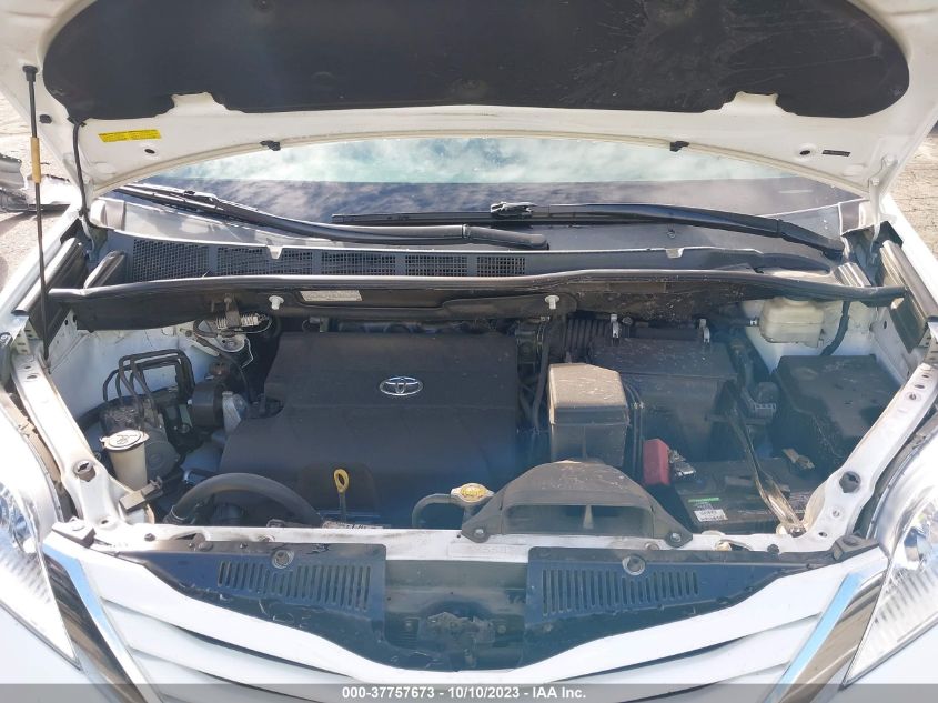 2015 TOYOTA SIENNA LE - 5TDKK3DC1FS630902