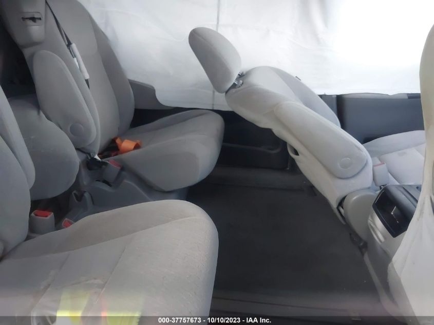 2015 TOYOTA SIENNA LE - 5TDKK3DC1FS630902