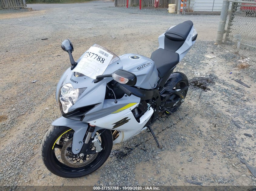 VIN JS1GN7FA9N7101118 2022 SUZUKI GSX-R600