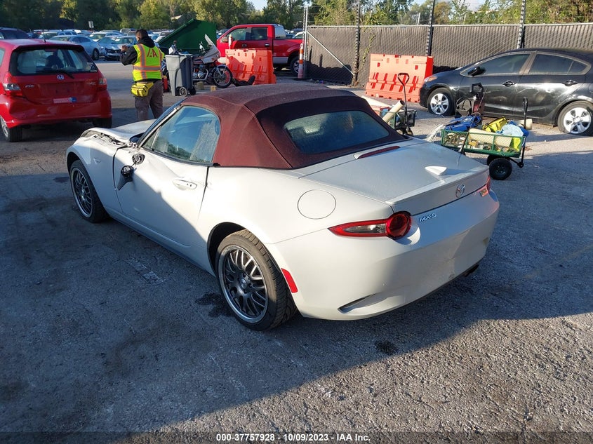 VIN JM1NDAD70J0202670 2018 MAZDA MX-5 MIATA GRAND TOURING