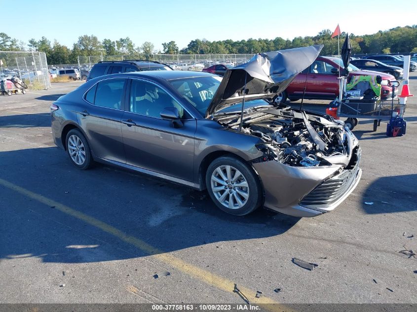2020 TOYOTA CAMRY LE - 4T1C11AK3LU949115