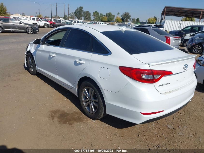 2015 HYUNDAI SONATA SE - 5NPE24AF2FH197663