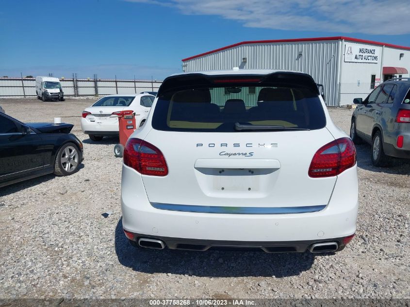 2013 PORSCHE CAYENNE S - WP1AB2A29DLA85708
