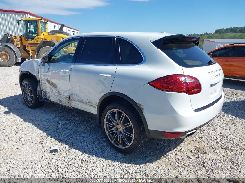 2013 PORSCHE CAYENNE S - WP1AB2A29DLA85708