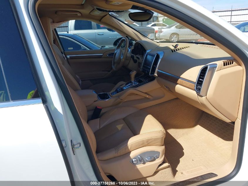 2013 PORSCHE CAYENNE S - WP1AB2A29DLA85708