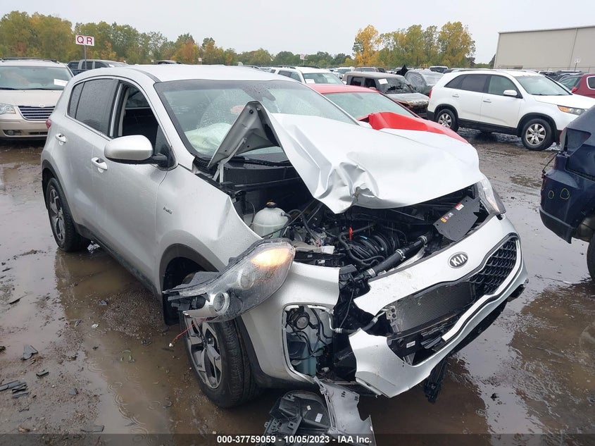 VIN KNDPMCAC9L7828525 2020 KIA SPORTAGE LX