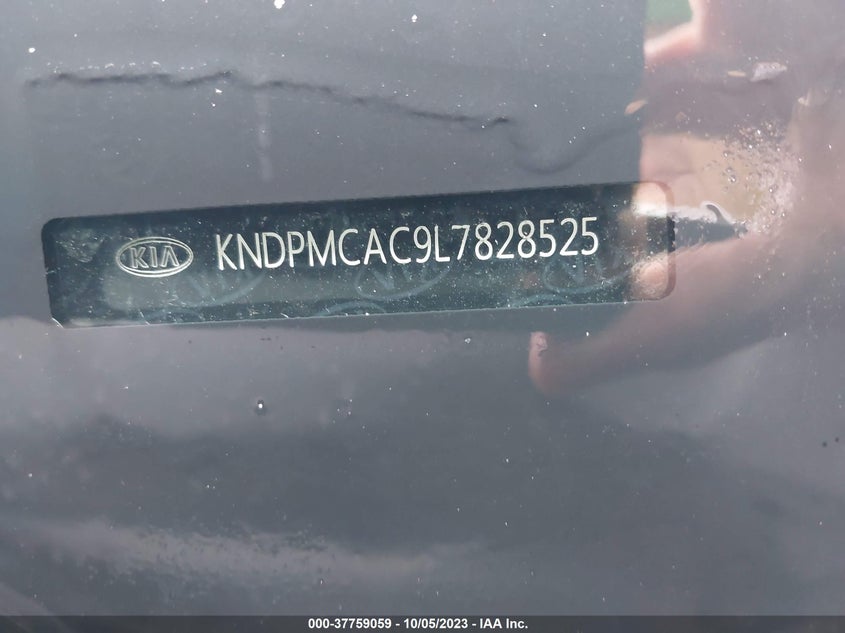 VIN KNDPMCAC9L7828525 2020 KIA SPORTAGE LX