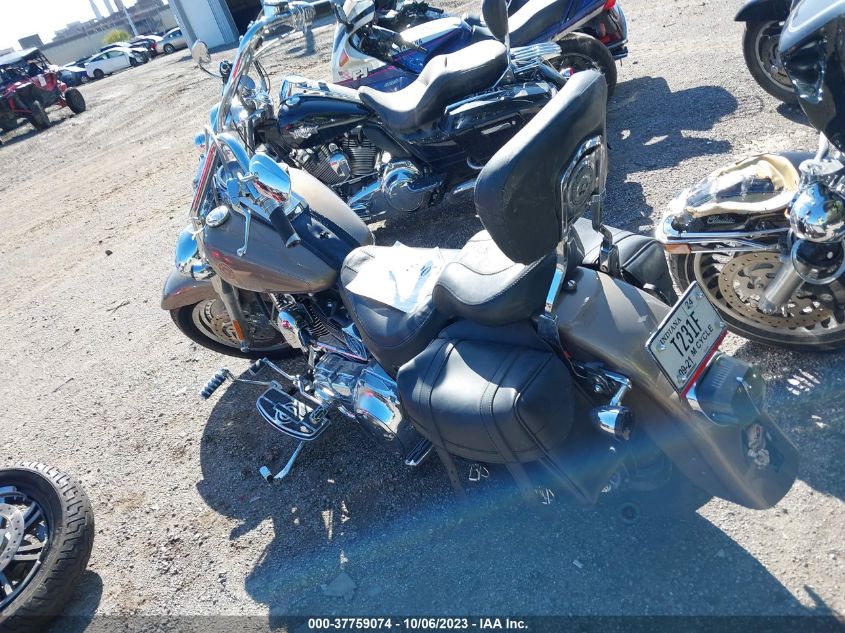 2005 HARLEY-DAVIDSON FLSTFI - 1HD1BXB1X5Y028277