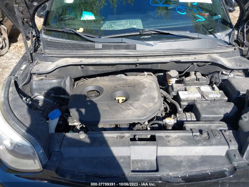 2015 KIA SOUL + - KNDJP3A50F7152100