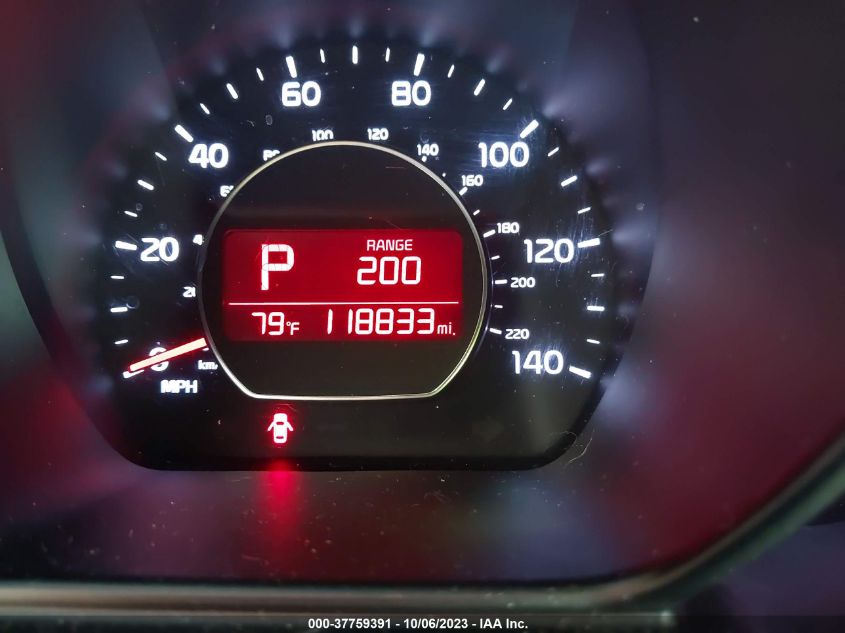 2015 KIA SOUL + - KNDJP3A50F7152100