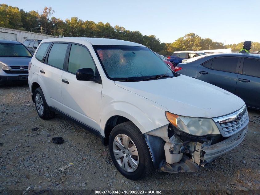 2013 SUBARU FORESTER 2.5X - JF2SHAAC2DH404376