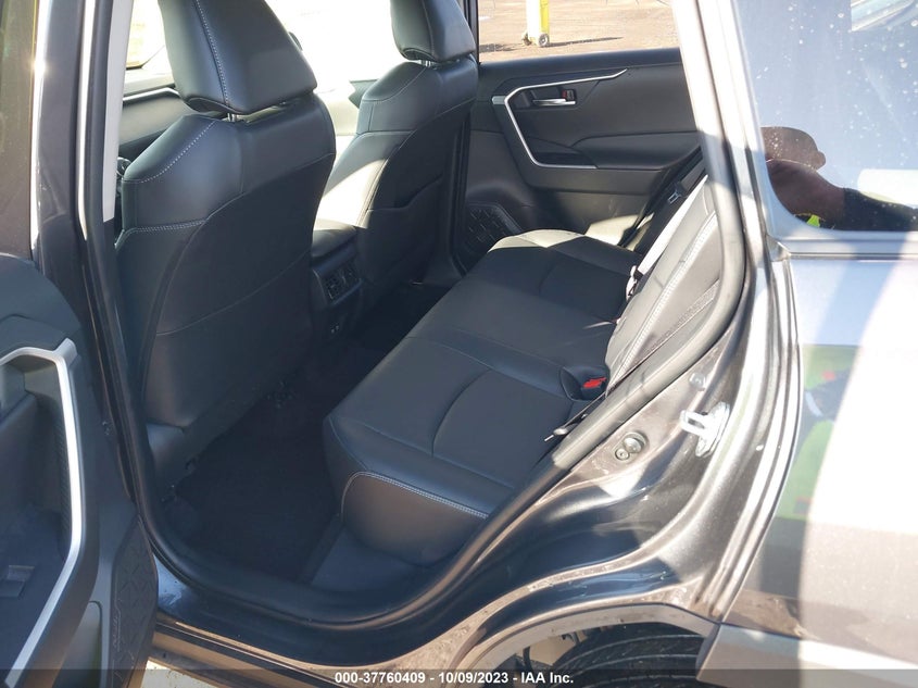 VIN JTMA1RFV0LJ037122 2020 TOYOTA RAV4 XLE PREMIUM