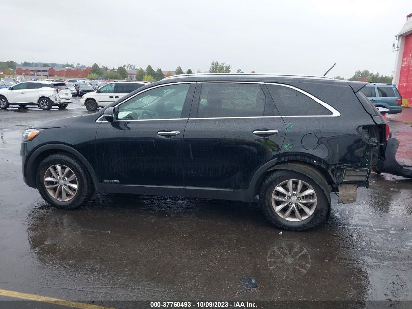 2016 KIA SORENTO LX - 5XYPGDA54GG111182