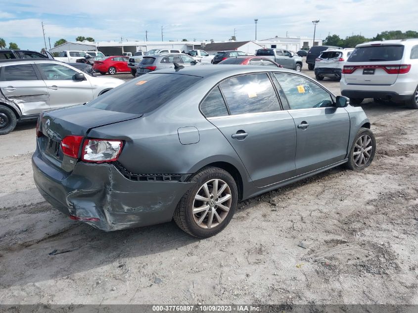 2014 VOLKSWAGEN JETTA SEDAN SE W/CONNECTIVITY/SUNROOF - 3VWD07AJ4EM276054