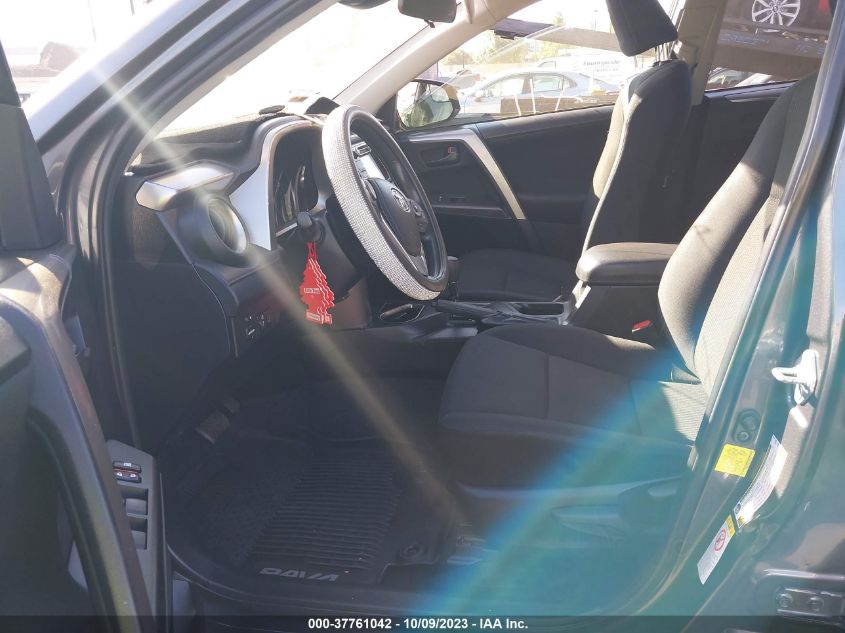 2018 TOYOTA RAV4 LE - JTMZFREV4JJ745831