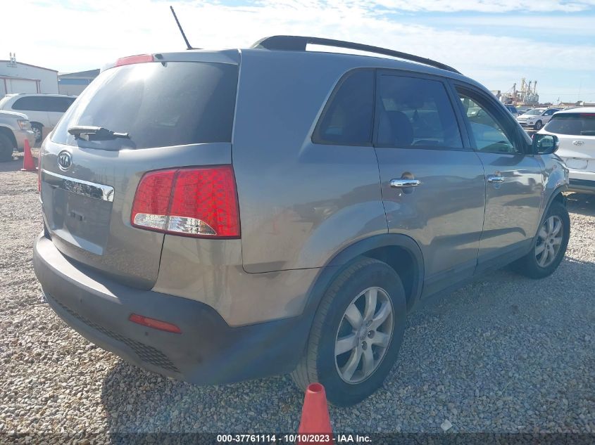 2013 KIA SORENTO LX - 5XYKT3A69DG325167