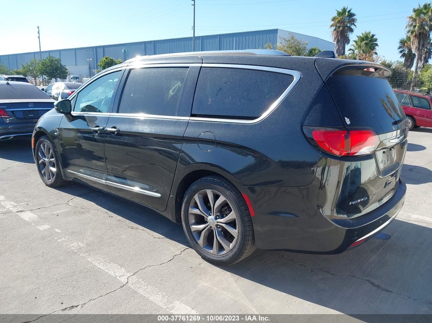 VIN 2C4RC1GG9HR695278 2017 CHRYSLER PACIFICA LIMITED