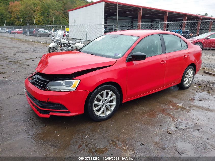 2015 VOLKSWAGEN JETTA SEDAN 1.8T SE - 3VWD17AJ4FM303347