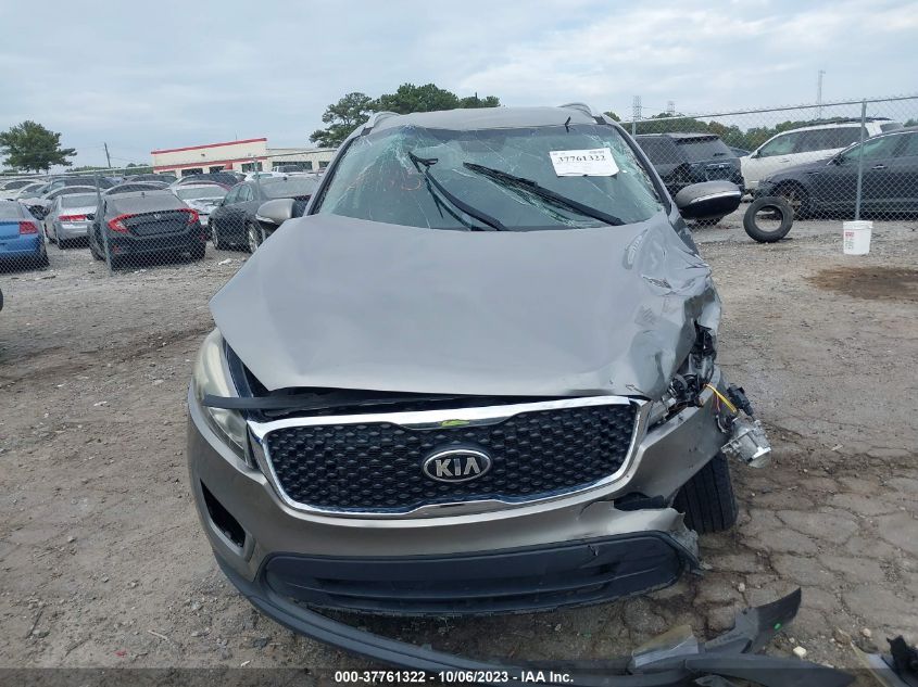 2016 KIA SORENTO LX - 5XYPG4A31GG112045